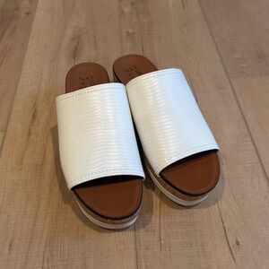 Naturalizer Women’s Kristin Slide Sandal